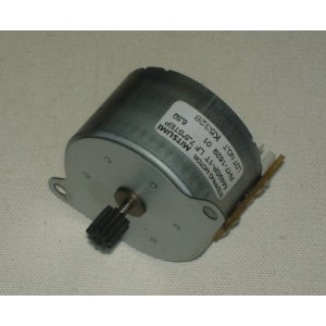 SILNIK - STEPPING MOTOR - 24VDC DO DRUKAREK LASEROWYCH HP COLOR LASERJET 2550 / 2820 / 2840 - RH7-1629